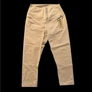 NOBULL Women’s leggings, color Sand. Cropped